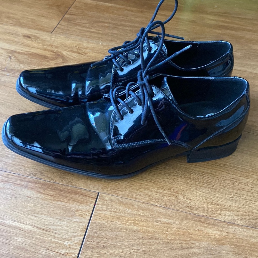 Calvin Klein dress shoes - used